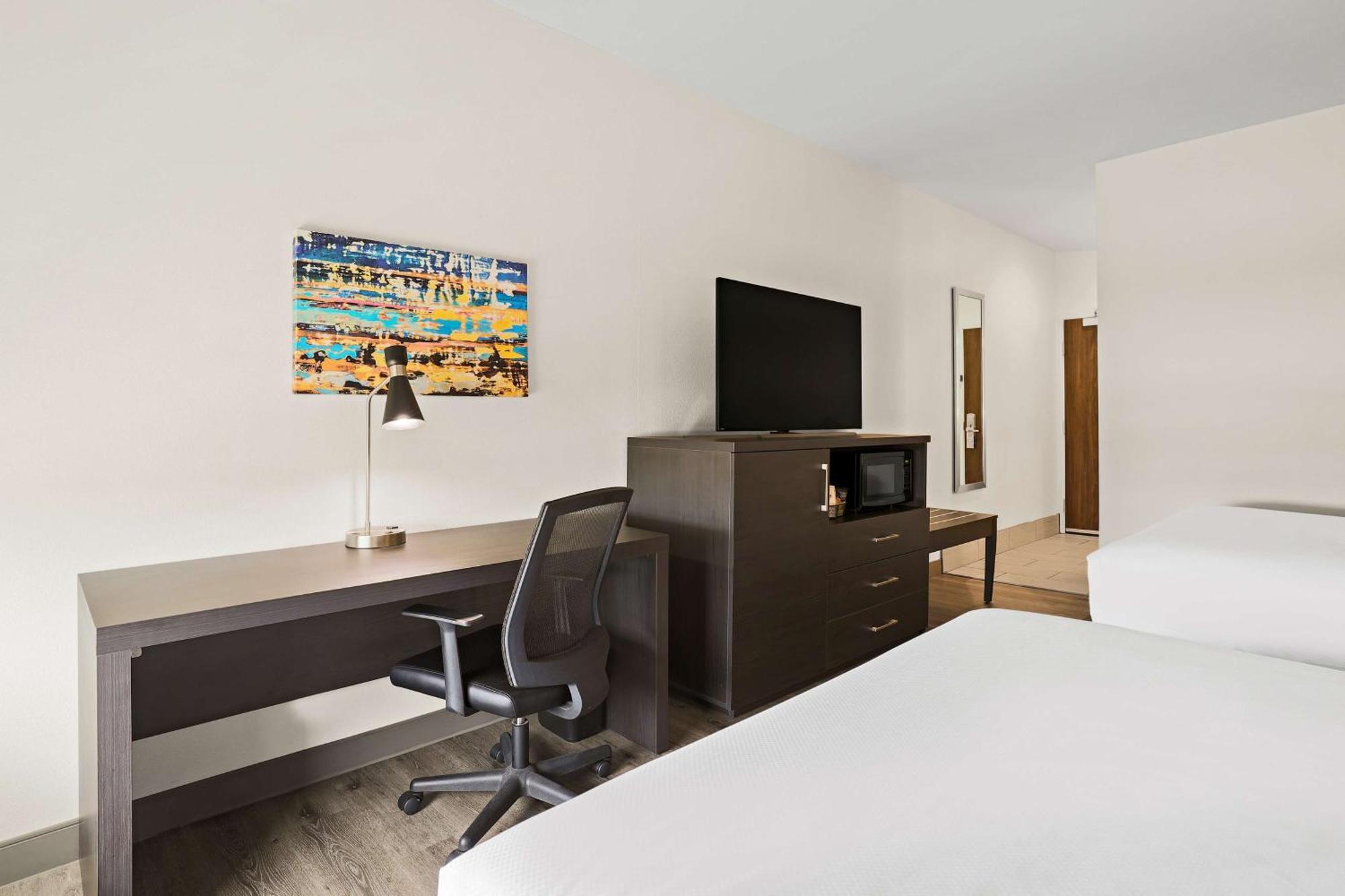 Best Western Iowa - Lake Charles East Bagian luar foto